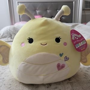 NWT 🩷 Nixie Butterfly 11-inch Squishmallow 🎁🩵